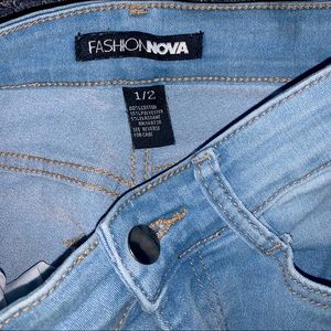 Fashion Nova Skinny jeans
